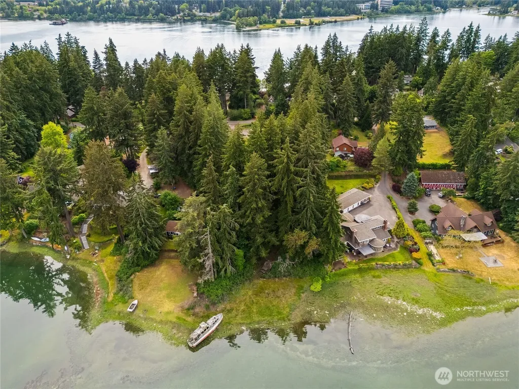 2774 Marine Drive Bremerton WA 98312