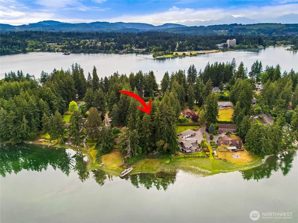 2774 Marine Drive Bremerton WA 98312