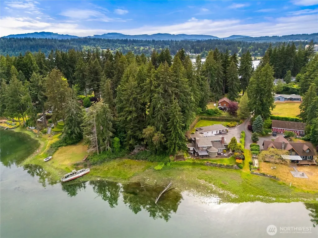 2774 Marine Drive Bremerton WA 98312