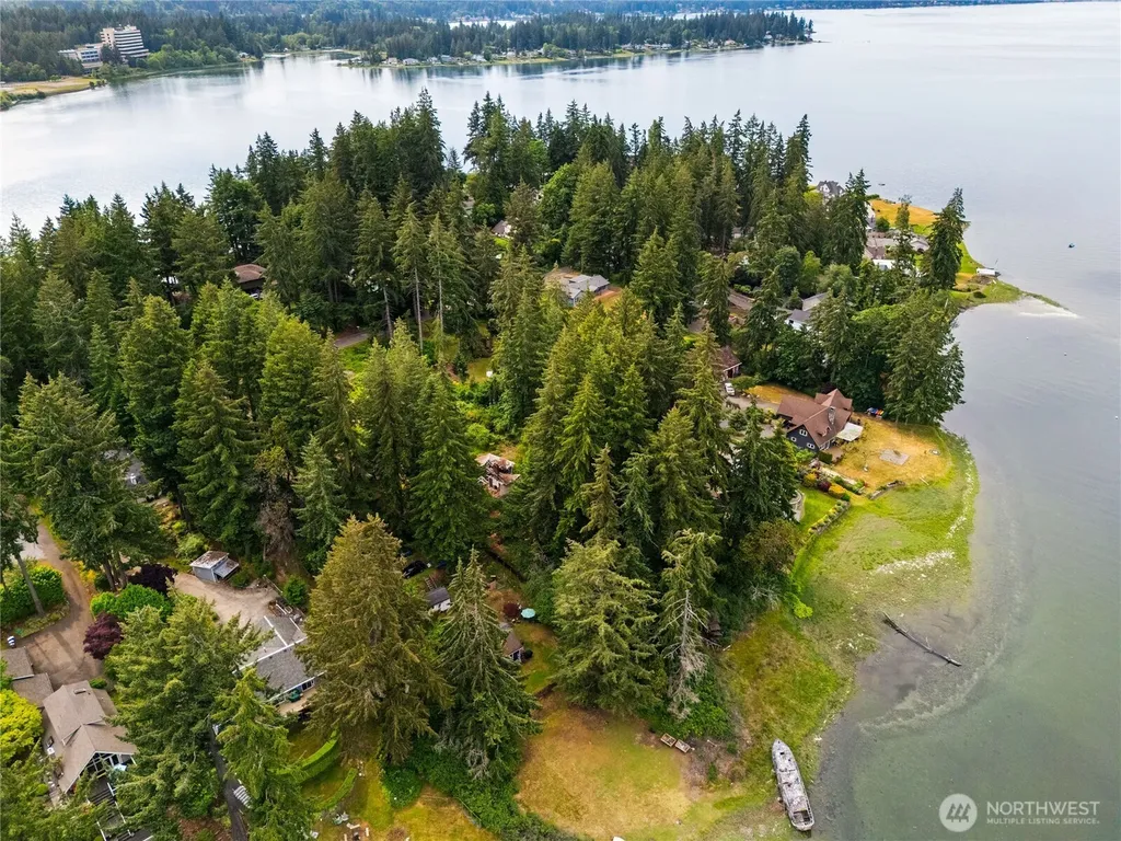2774 Marine Drive Bremerton WA 98312