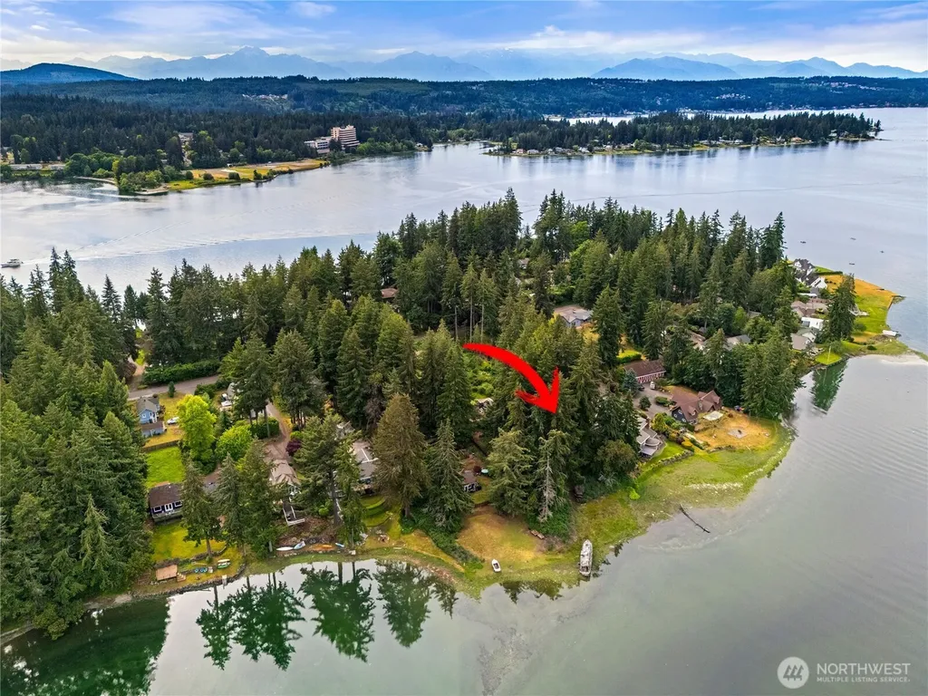 2774 Marine Drive Bremerton WA 98312