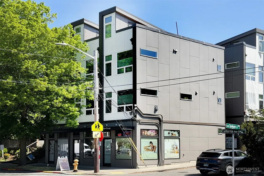 3444 California Avenue SW Seattle WA 98116