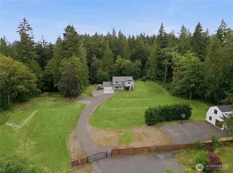 8705 72nd Avenue E Puyallup WA 98371