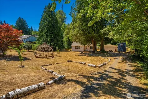 12027 10th Avenue S Seattle WA 98168