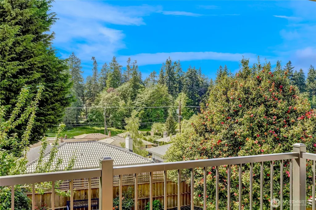 7571 45th Avenue SW Seattle WA 98136