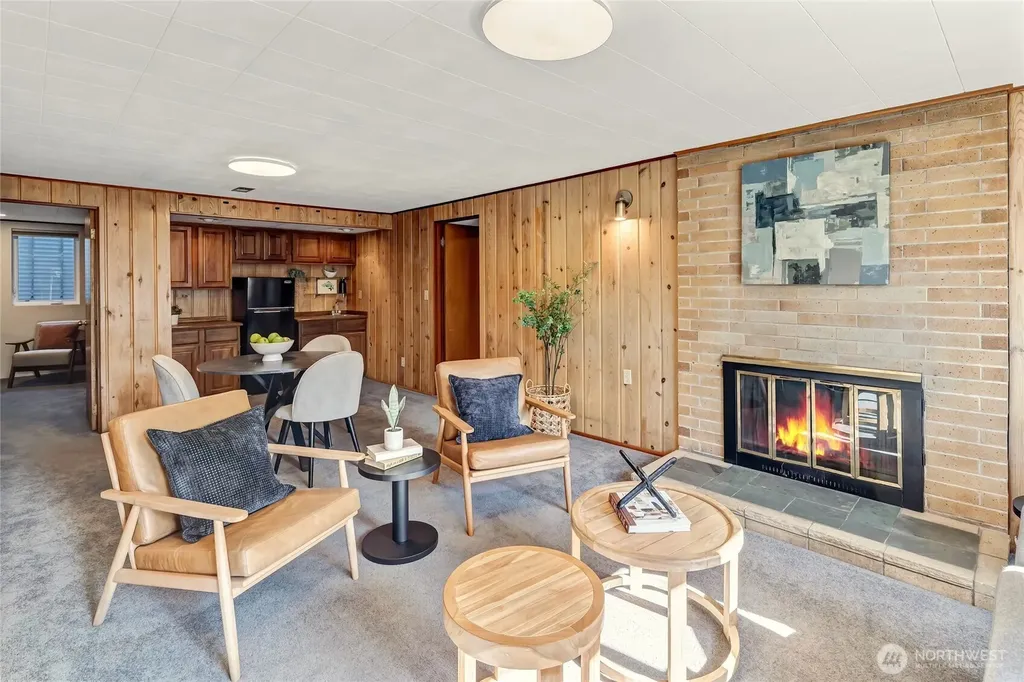 7571 45th Avenue SW Seattle WA 98136