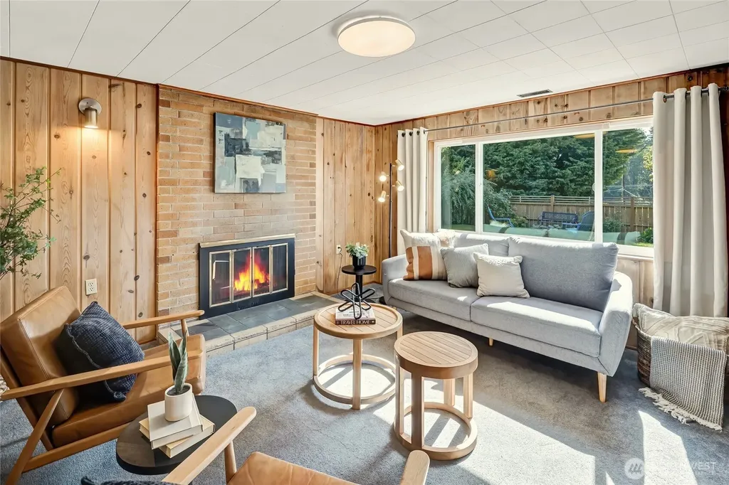 7571 45th Avenue SW Seattle WA 98136