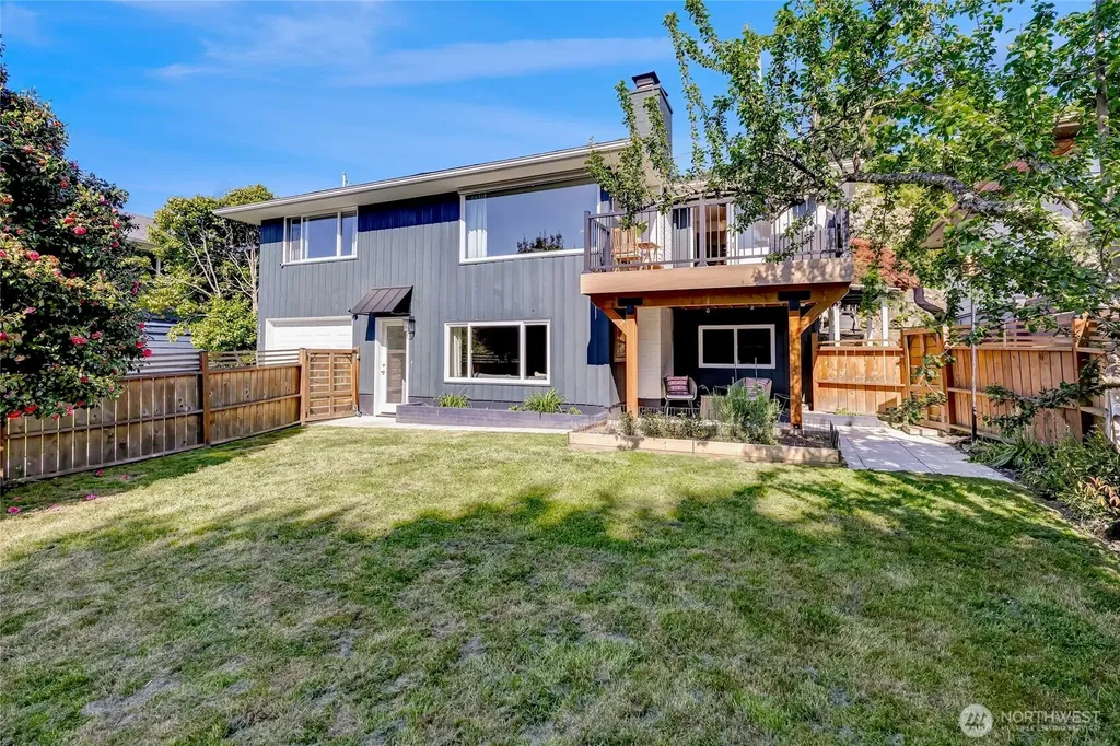 7571 45th Avenue SW Seattle WA 98136