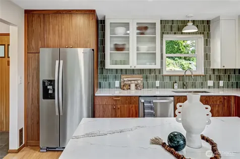 7571 45th Avenue SW Seattle WA 98136