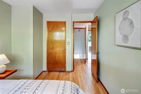 7571 45th Avenue SW Seattle WA 98136