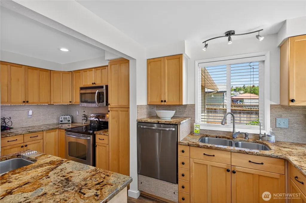 5503 Kingsway Anacortes WA 98221