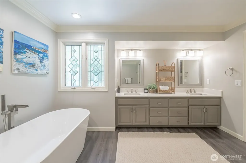 21835 NE 104th Place Redmond WA 98053