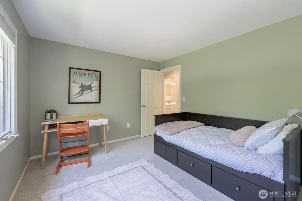21835 NE 104th Place Redmond WA 98053