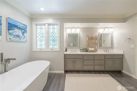 21835 NE 104th Place Redmond WA 98053