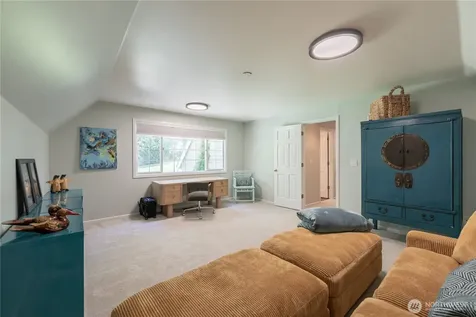21835 NE 104th Place Redmond WA 98053