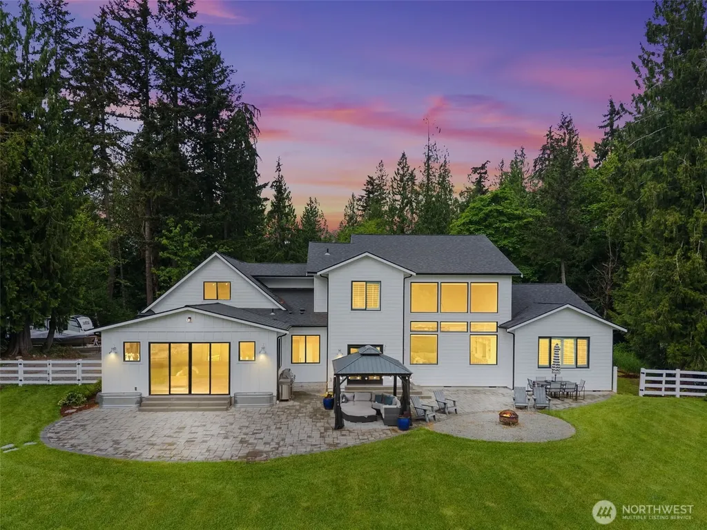 20121 SE 344th Street Auburn WA 98092