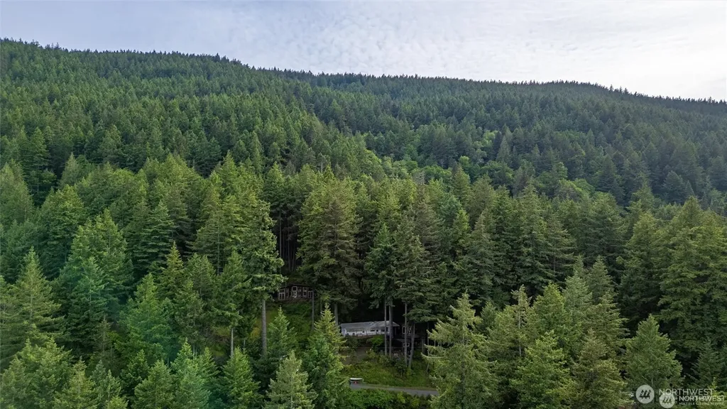 1059 Island Drive Lummi Island WA 98262