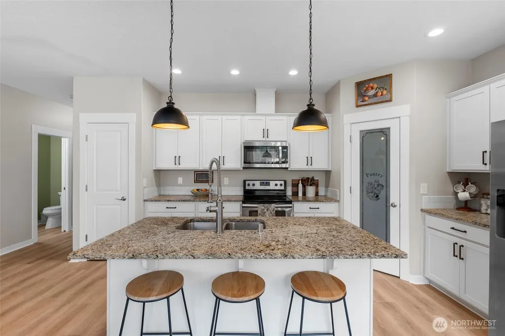 2301 Rosewood Lane Centralia WA 98531