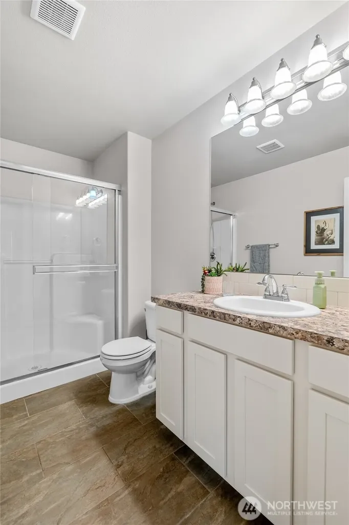 2301 Rosewood Lane Centralia WA 98531