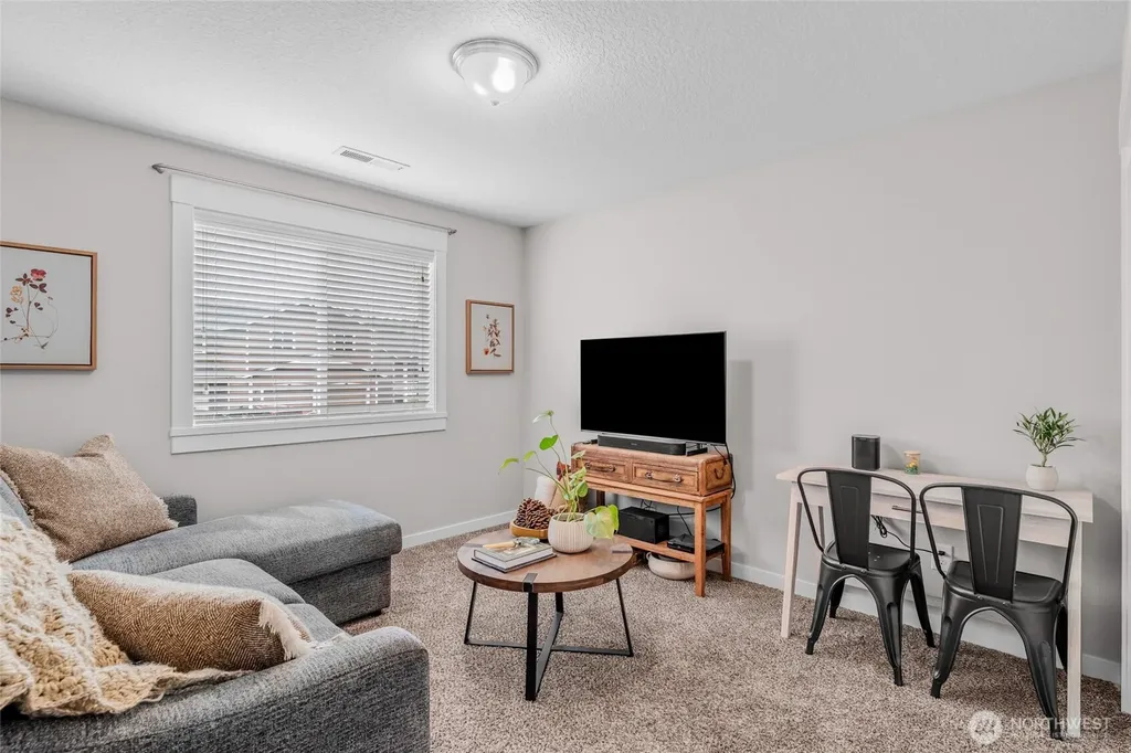 2301 Rosewood Lane Centralia WA 98531