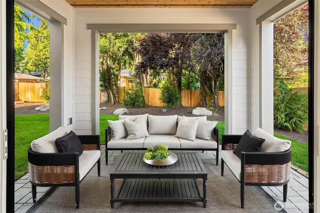 416 155th Avenue SE Bellevue WA 98007