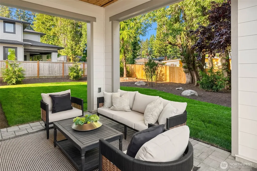 416 155th Avenue SE Bellevue WA 98007