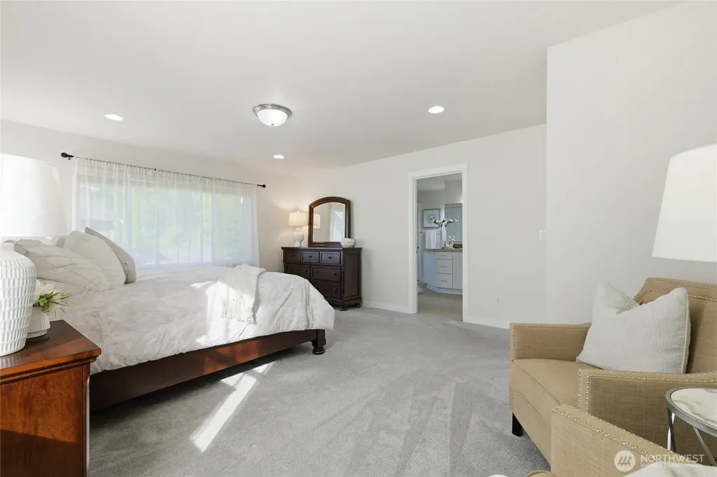 10398 243rd Court NE Redmond WA 98053