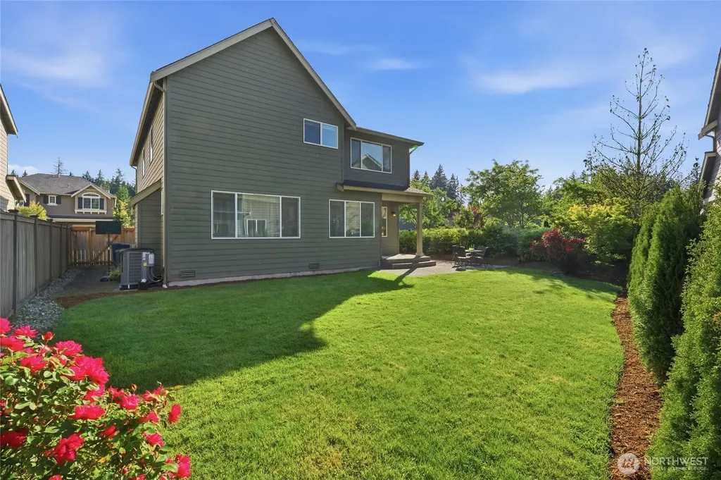 10398 243rd Court NE Redmond WA 98053