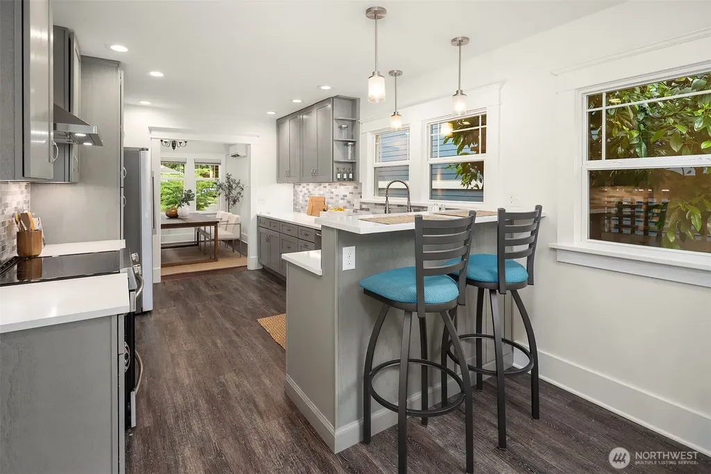 519 27th Avenue Seattle WA 98122