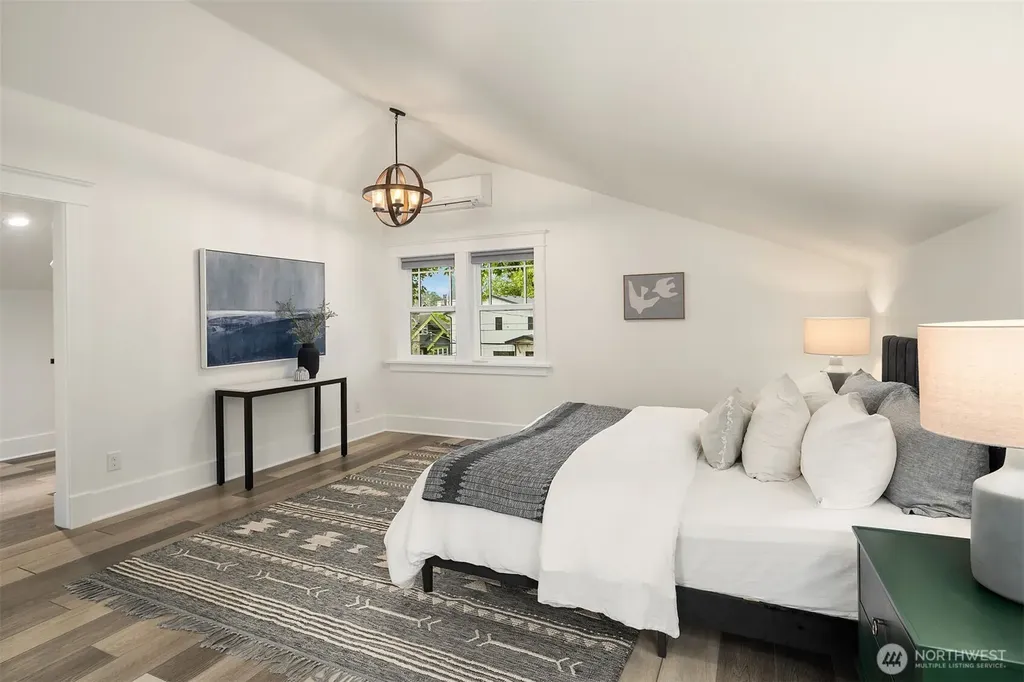 519 27th Avenue Seattle WA 98122