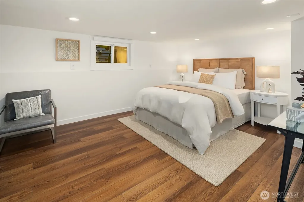 519 27th Avenue Seattle WA 98122