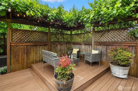 519 27th Avenue Seattle WA 98122