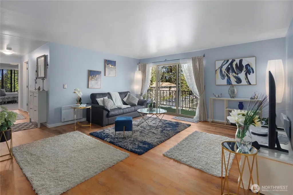 11008 NE 68th Street Kirkland WA 98033