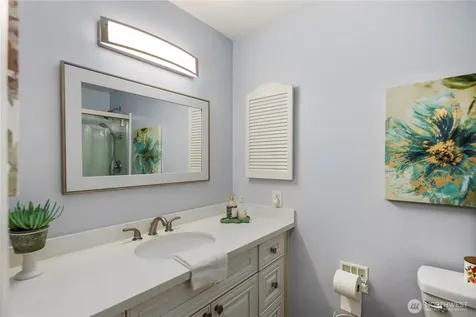 11008 NE 68th Street Kirkland WA 98033