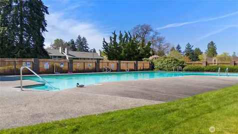 11008 NE 68th Street Kirkland WA 98033