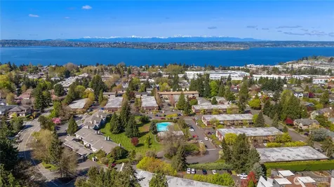 11008 NE 68th Street Kirkland WA 98033