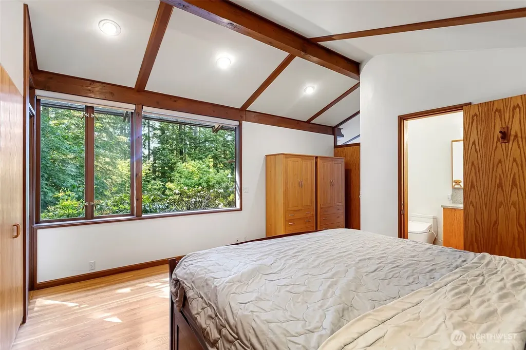 19611 NE Redmond Road Redmond WA 98053