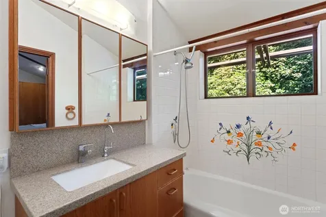 19611 NE Redmond Road Redmond WA 98053