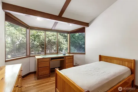 19611 NE Redmond Road Redmond WA 98053