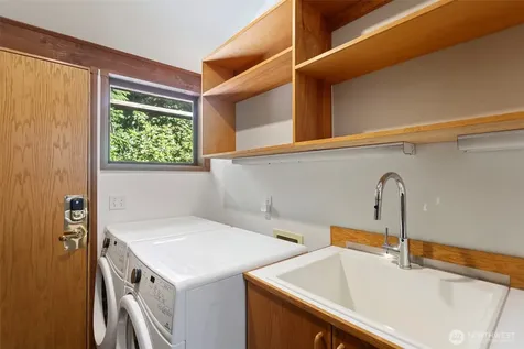 19611 NE Redmond Road Redmond WA 98053