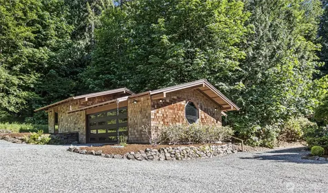 19611 NE Redmond Road Redmond WA 98053
