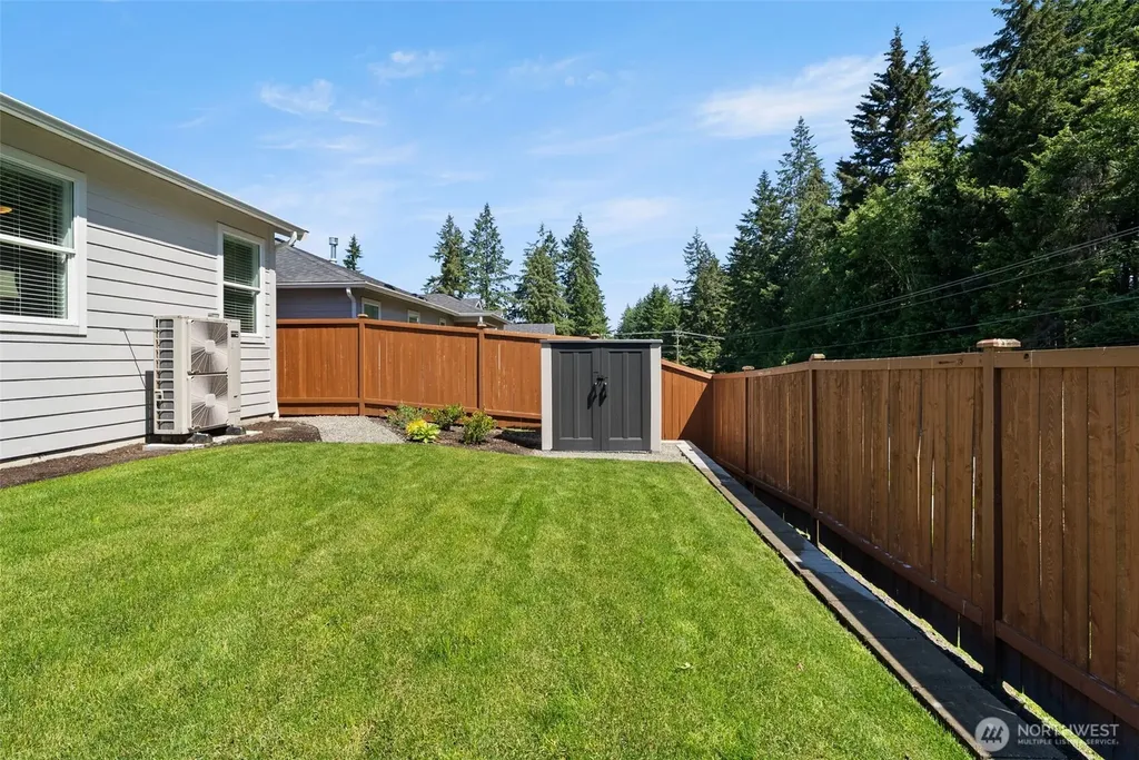 6541 Seaglass Avenue SE Port Orchard WA 98367