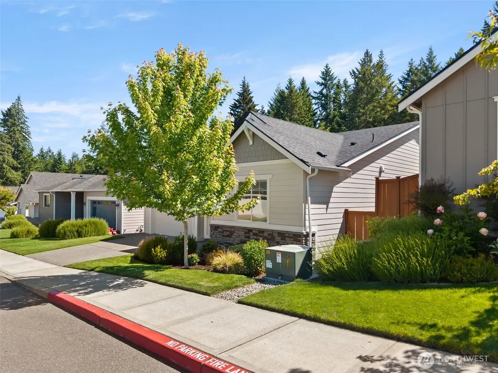 6541 Seaglass Avenue SE Port Orchard WA 98367