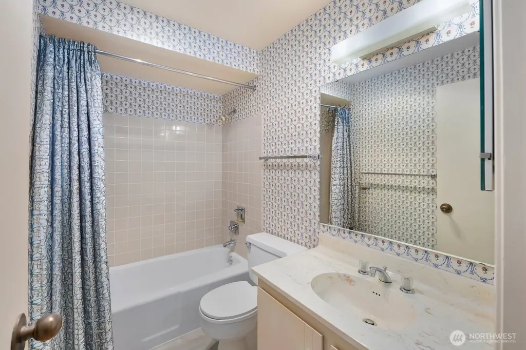 8001 Sand Point Way NE Seattle WA 98115