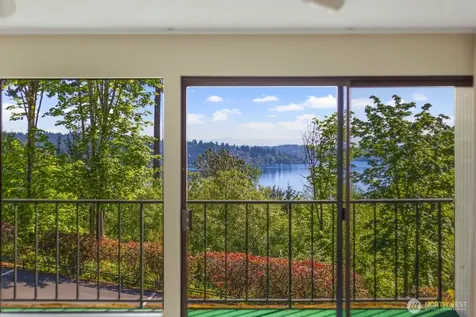 8001 Sand Point Way NE Seattle WA 98115