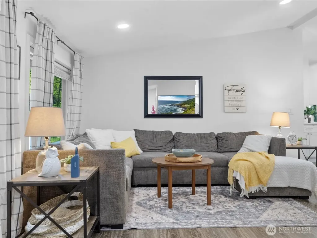 12817 168th Street NE Arlington WA 98223