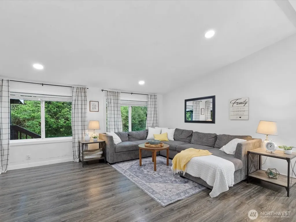 12817 168th Street NE Arlington WA 98223