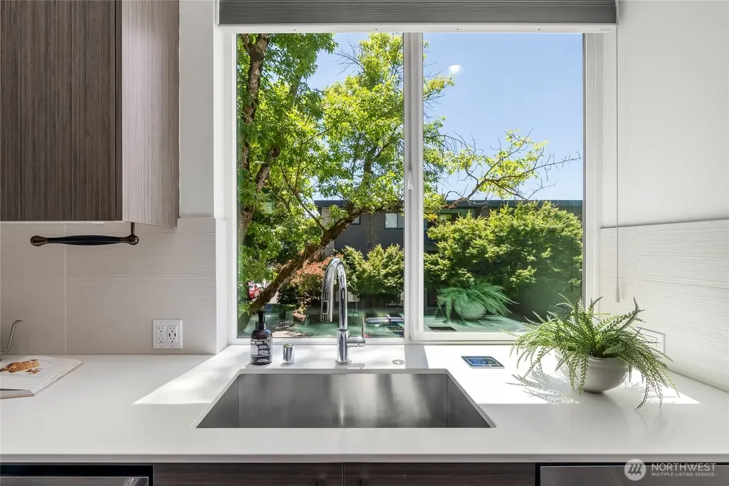 110 22nd Avenue S Seattle WA 98144