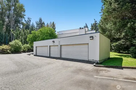 17001 Inglewood Road NE Kenmore WA 98028