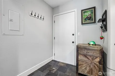 17001 Inglewood Road NE Kenmore WA 98028